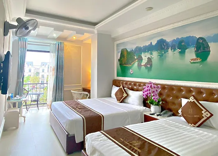 Khách sạn Blue Diamond
